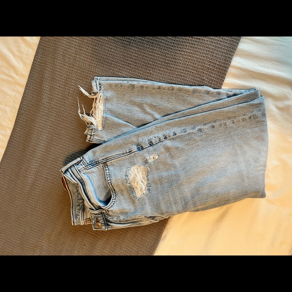 American Eagle Highest Rise 90s Boyfriend Jean. Sz 10
